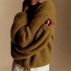 Sezane Jay Jumper Sweater in Olive Green, Size M